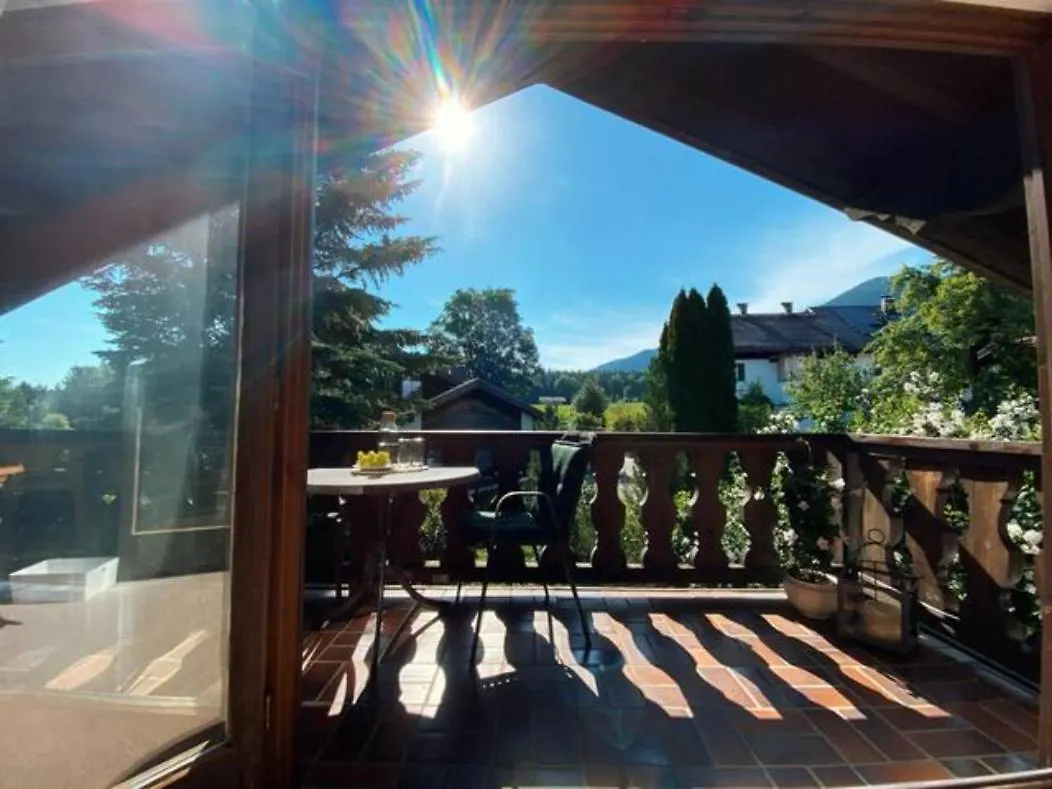 Grosszuegige Alpenwohnung Im Dachgeschoss Bad Kohlgrub 0*,